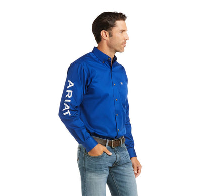 Camisa Ariat Team Logo Twill Azul Corte Fitted